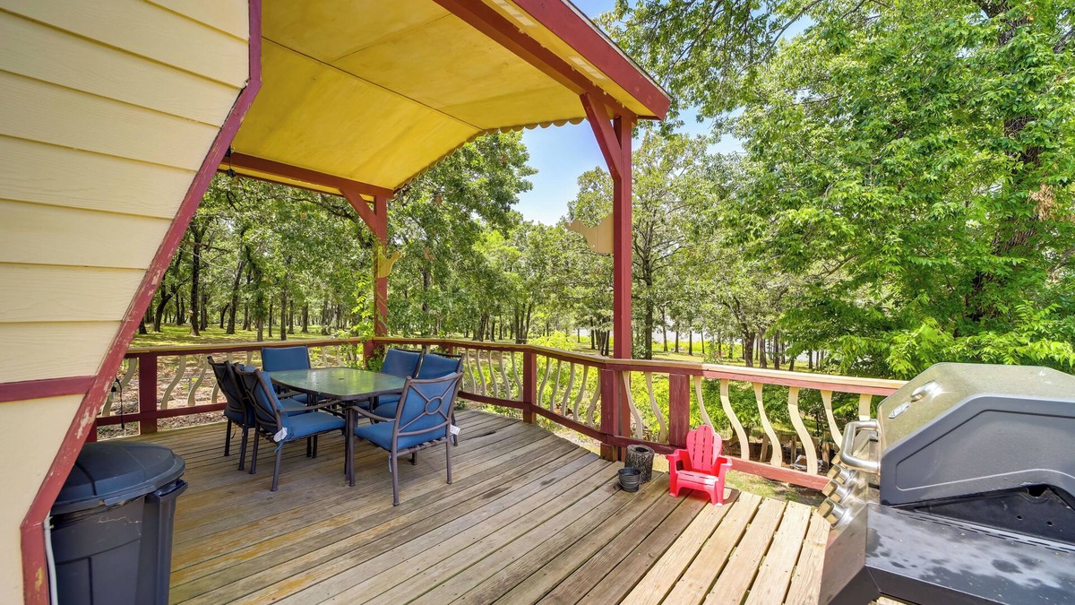 Blocker House | Pet-Friendly McAlester Home w/Lake Eufaula Access