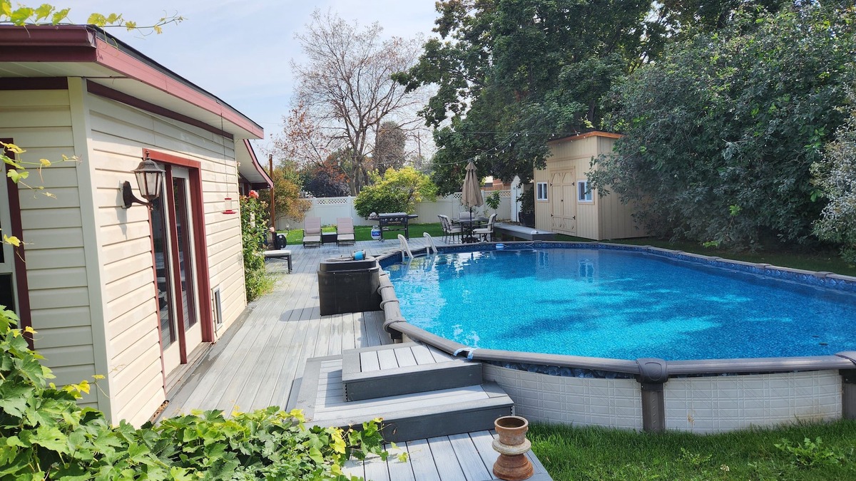 Caldwell House | Pet friendly MIL Suite, Caldwell ID. Private hot tub/pool in beautiful backyard