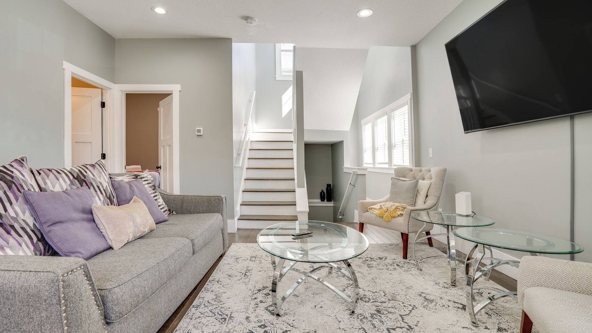 Southwest Minneapolis House | Pet-Friendly Minneapolis Home ~ 6 Mi to Dtwn!