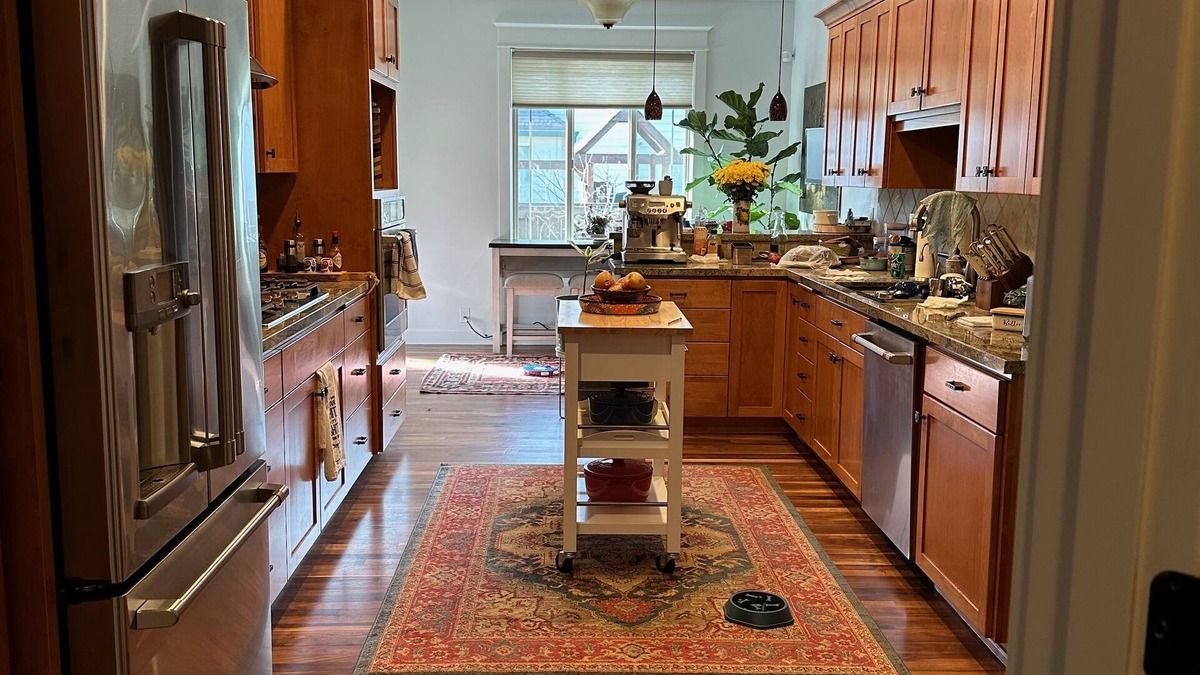 South Gateway House | PET FRIENDLY & NO CLEANING FEE! CAPPUCCINO, WINERIES, MOUNTAINS and OCEAN