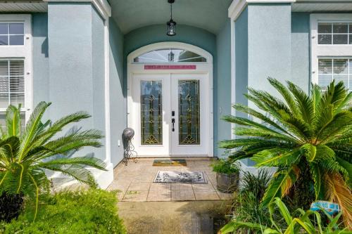 Thomas Drive House | Pet-Friendly Panama City Beach Home Near Beaches!
