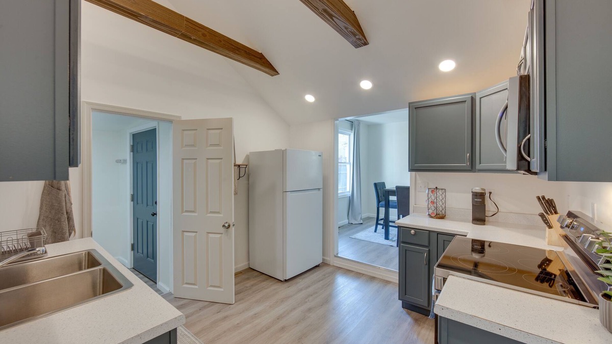 Lebanon House | Pet-Friendly Pennsylvania Retreat w/Fire Pit!