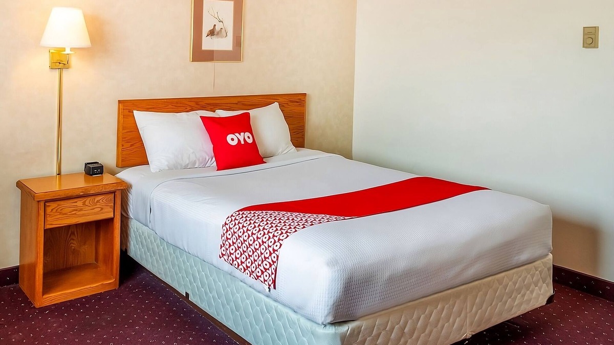 Shelby Hotel | Pet-Friendly Property with Free Parking! Near Williamson Park