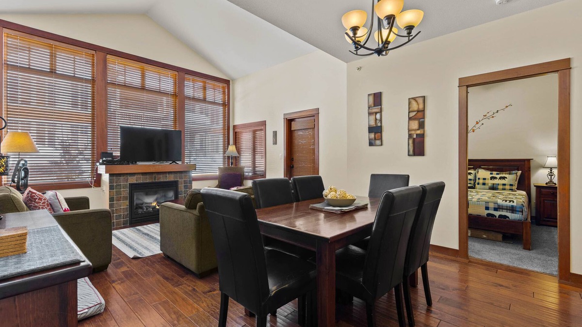 Sun Peaks Condo | Pet friendly ski in/out top-floor 2-bedroom with private hot tub in Settler's C.