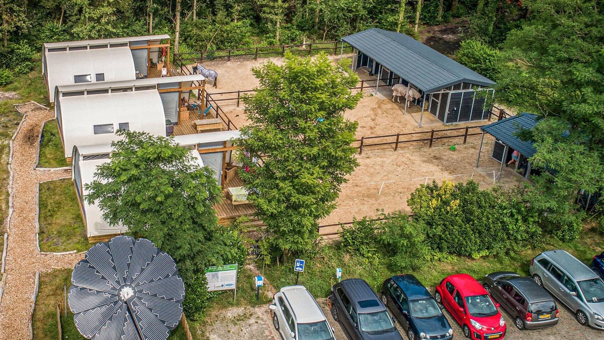 Hoogersmilde House | Pet friendly (sta)caravan