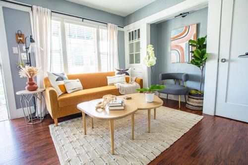 Willmore Apartment | Pet-Friendly Stay, Mins to Beach, Conv Ctr, Prkg LB B