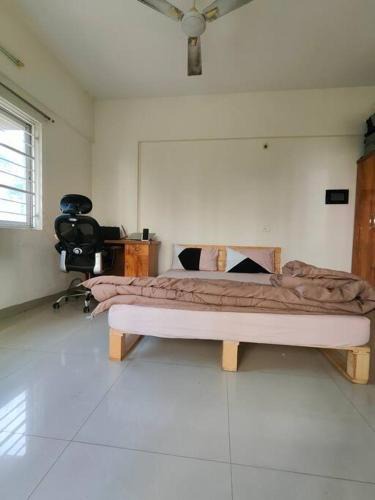 Hadapsar Apartment | Pet Friendly Studio Apartment in Hadapsar