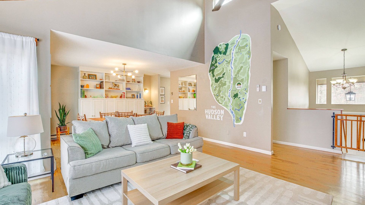 Hopewell Junction House | Pet-Friendly Hopewell Junction Home w/Pool