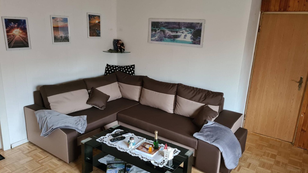 Wunsdorf House | Pet-Friendly Vacation Home "Täubchen" close to the Lake with Wi-Fi & Terrace