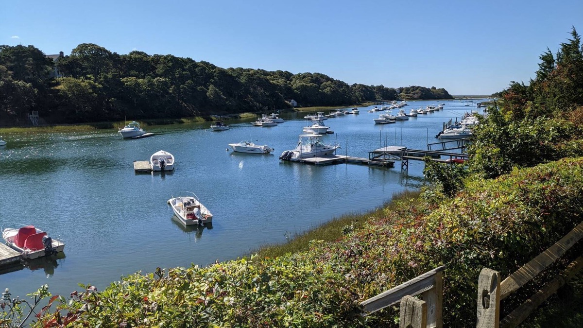 West Chatham House | Pet Friendly Waterfront Overlooking Oyster River