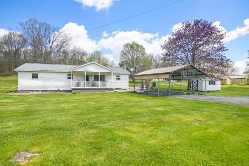 Lockbridge House | Pet-Friendly West Virginia Home - Patio and Fire Pit