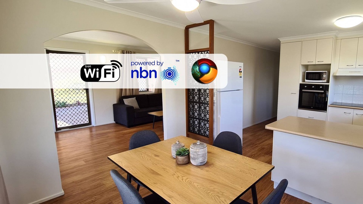 Avoca House | Pet & Tradie Friendly house with Bedroom Aircons