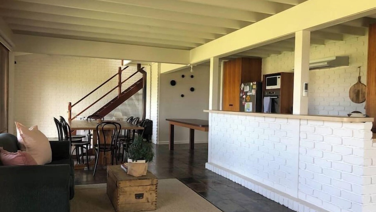 Peterborough House | Peterborough Beach House