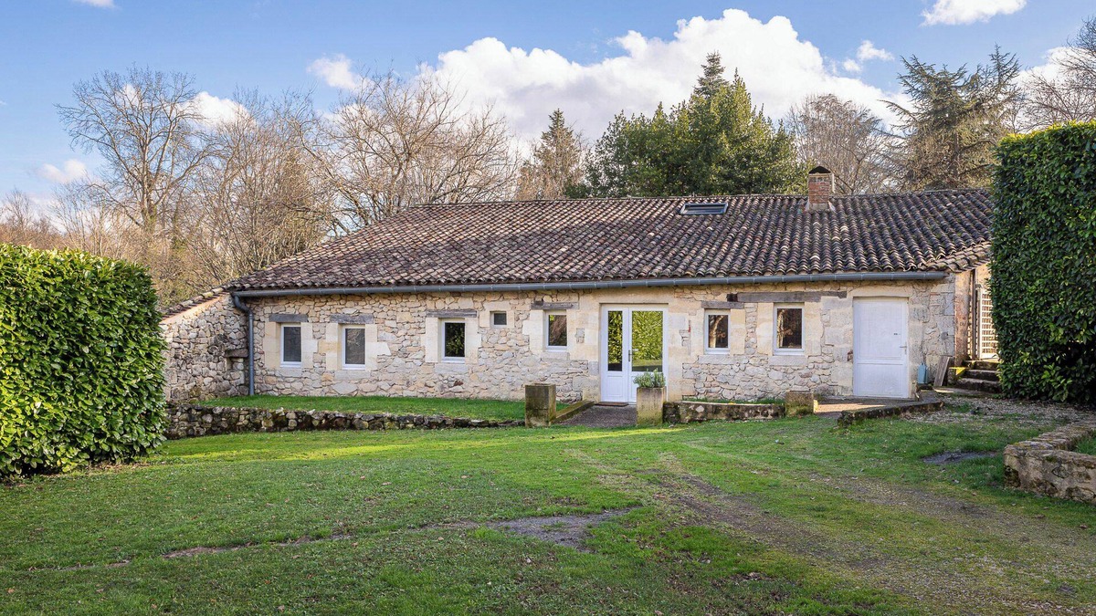 Guillac Cabin | Petit Beythies – Maison proche de St-Émilion