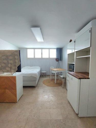Lido di Camaiore Apartment | Petit Biscuit - Wi-Fi - Kitchen - AC - Parking