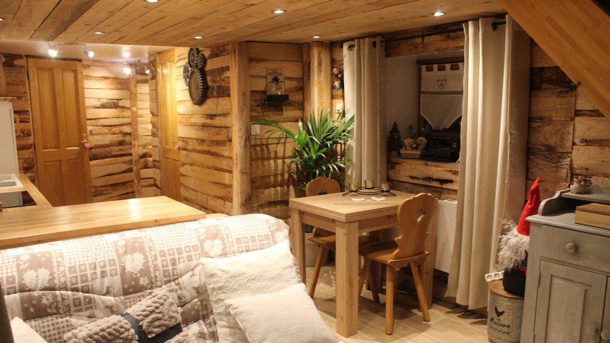 Bindernheim House | Petit Chalet Atypique Idéal Pour Couple ou Avec un Enfant, Tout Confort