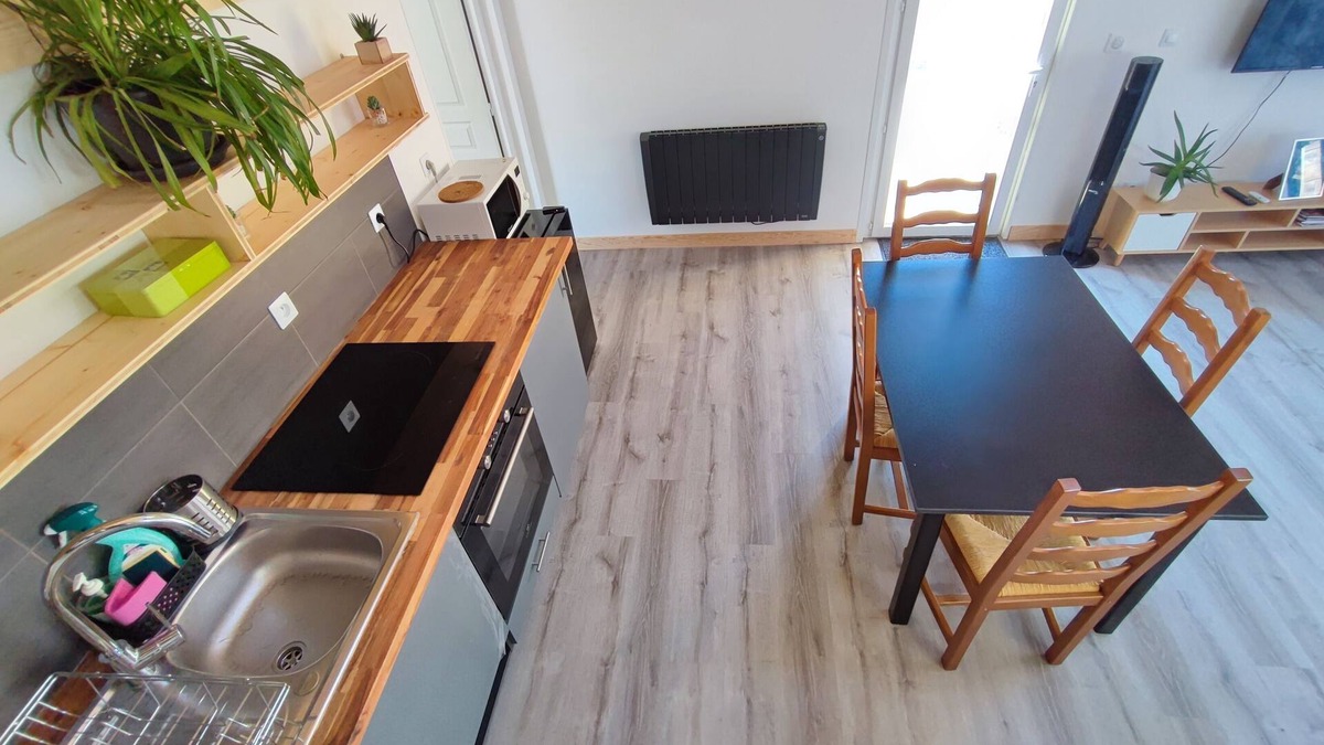 Susville Apartment | Petit Coin de Bonheur clim terrasse parking centre