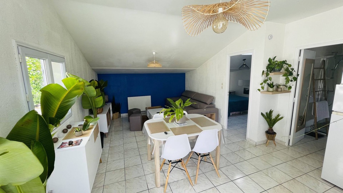 Asnieres-la-Giraud House | Petit Maison du Loubat Avec Jardin