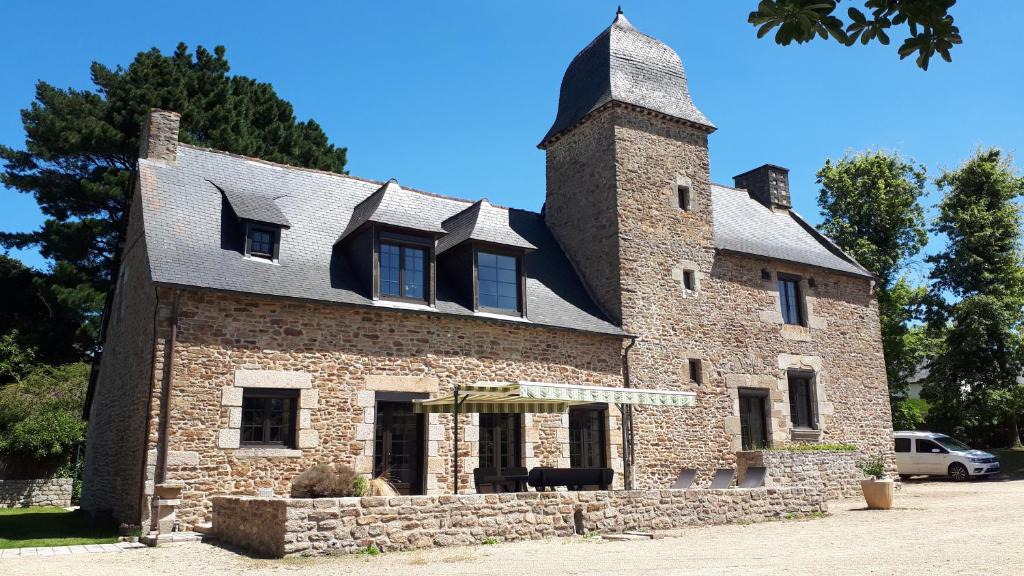 Lanvallay Bed & Breakfast | Petit Manoir Proche Dinan - Chambre d'hôtes