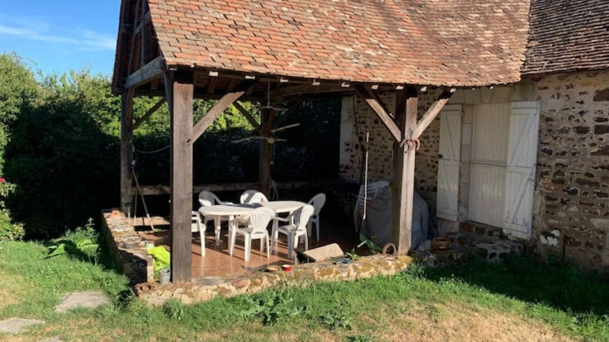 Coulonge House | Petit Moulin Renaissance au Bord de L'eau