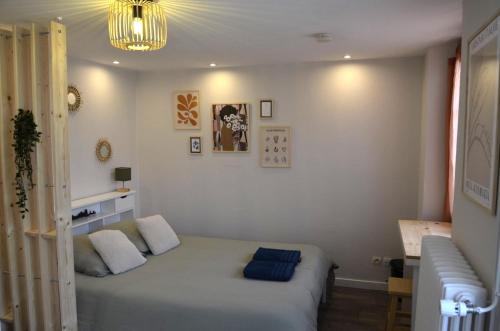 Les Hauts de Saint-Aubin Apartment | Petit studio style bohème