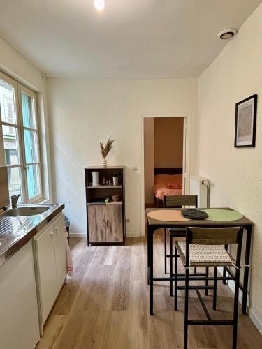 Sille-le-Guillaume Apartment | Petit T2 à Sillé-le-Guillaume