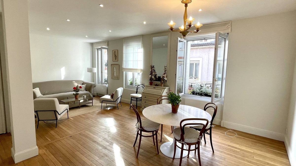 Epernay Apartment | PETIT VERT EPERNAY Apartment - Hyper-Center - 2 bedrooms - 2 bathrooms - terrace