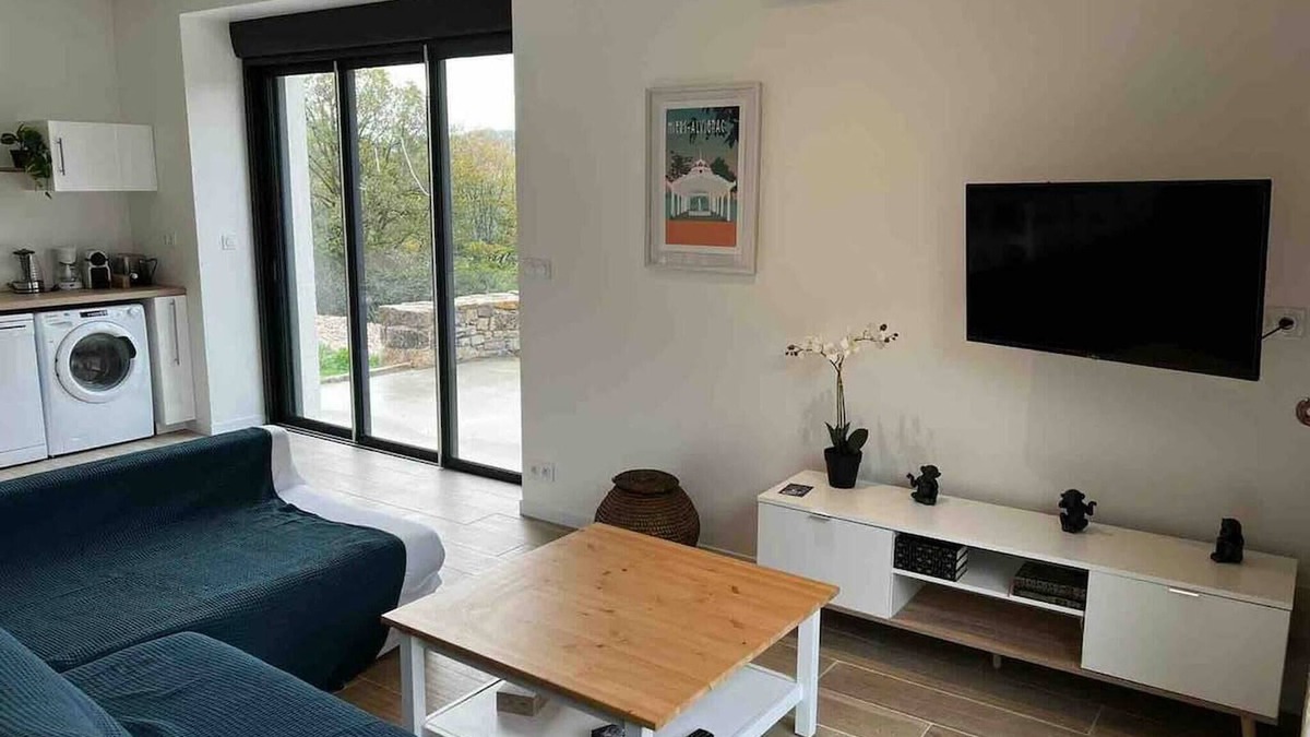 Miers Villa | Petite grange, Domaine de Goubert
