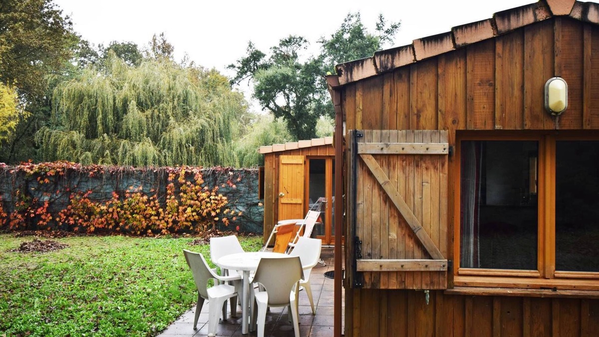 Reaup-Lisse Apartment | Petite habitation au cœur des pins, à Réaup-Lisse en Lot-et-Garonne