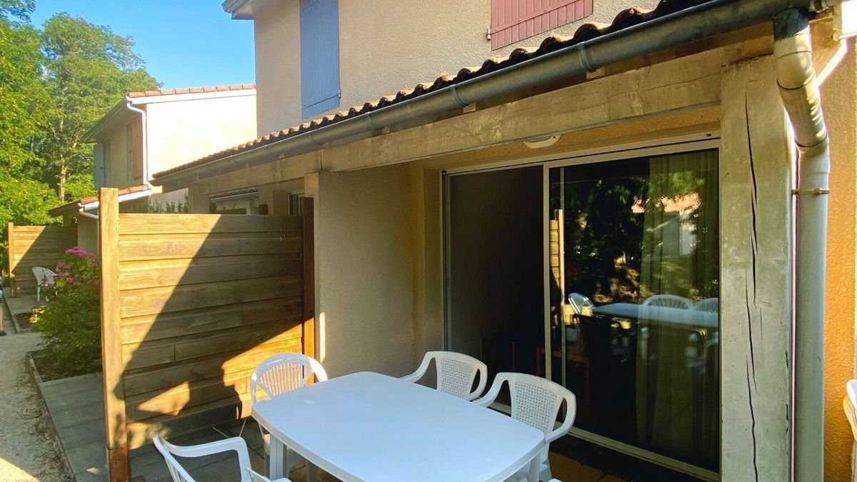 La Bastide-sur-l'Hers House | Petite Maison de Vacances
