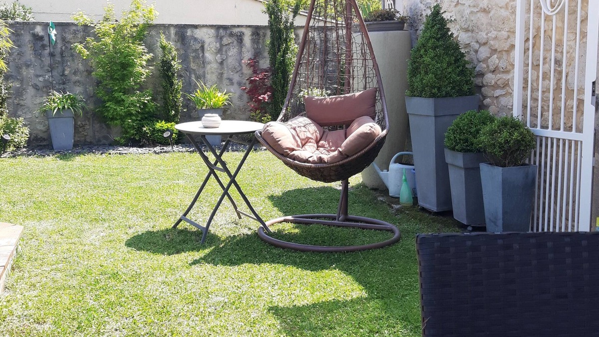 Civrac-en-Medoc House | Petite Maison DE Charme