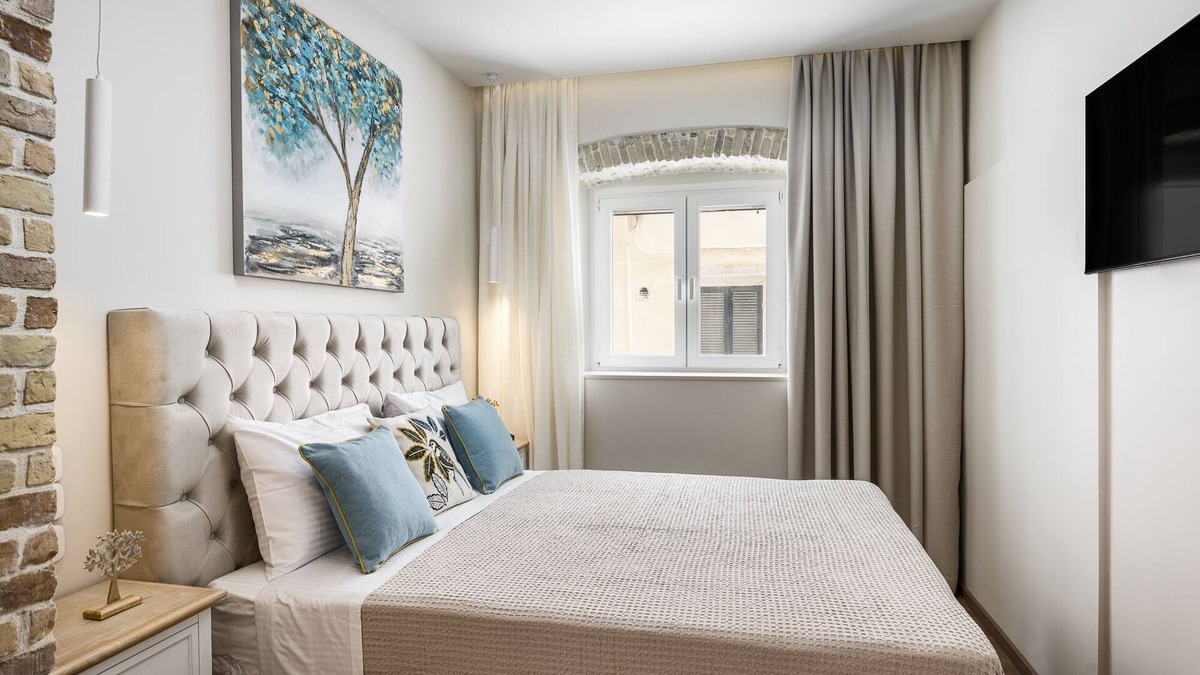Old Town Apartment | Petite Palace Apartment by Konnect, Old Corfu Town