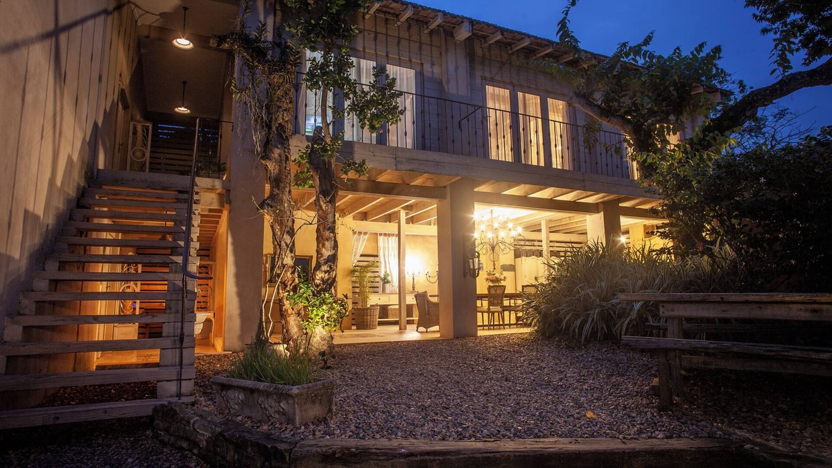 Umhlali Beach Bed & Breakfast | Petite Provence B&B