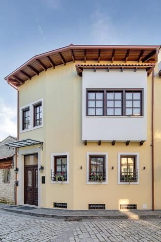 Ioannina Town Centre Hotel | Petrou Suites