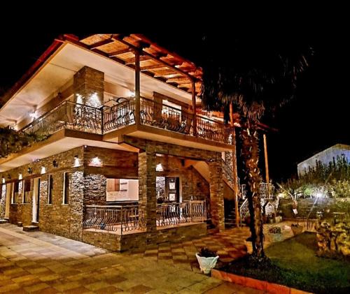 Loutraki Apartment | Petroula Suites Pozar