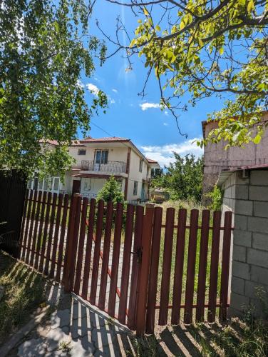 Cholpon-Ata Apartment | Petrovskaya Pristan apt
