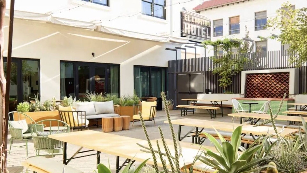 Merced Hotel | Pets Are Welcome in Central Valley Stay Near UC Merced | 2 Units