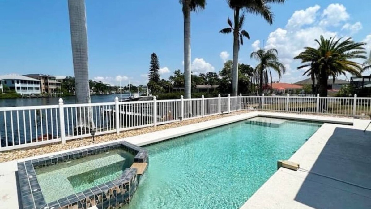 Nokomis House | Pets, Plunges & Peace on the Gulf of Mexico