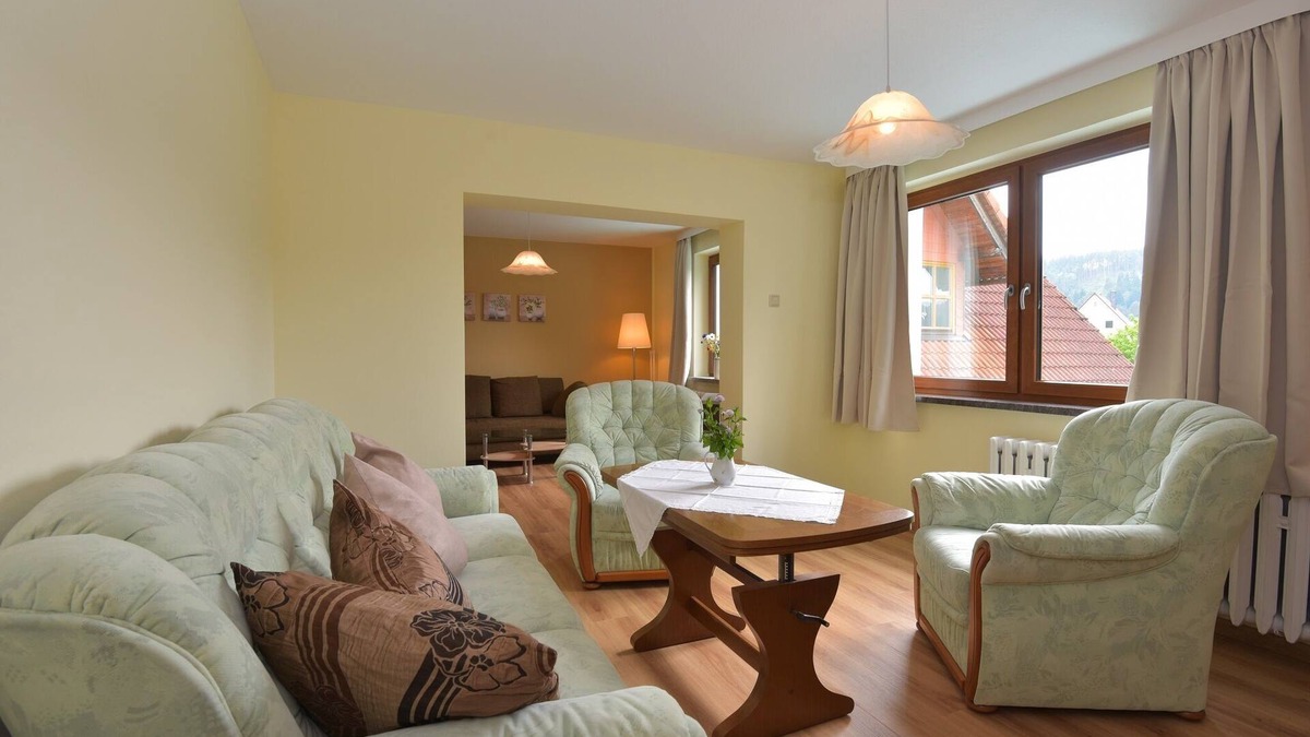 Schleid Apartment | "Pferde Glück" vacation apartment with 2 bedrooms made of Swiss stone pine wood