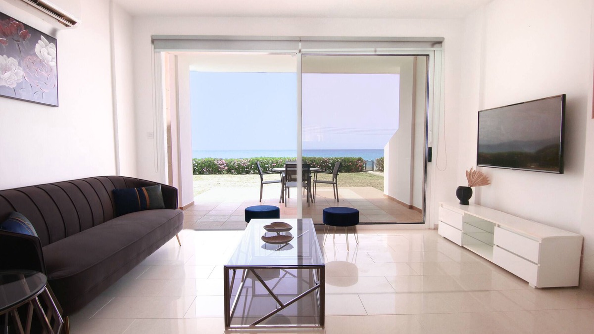 Ayia Marina Chrysochous Apartment | Phaedrus Living Beachfront Villa Riva