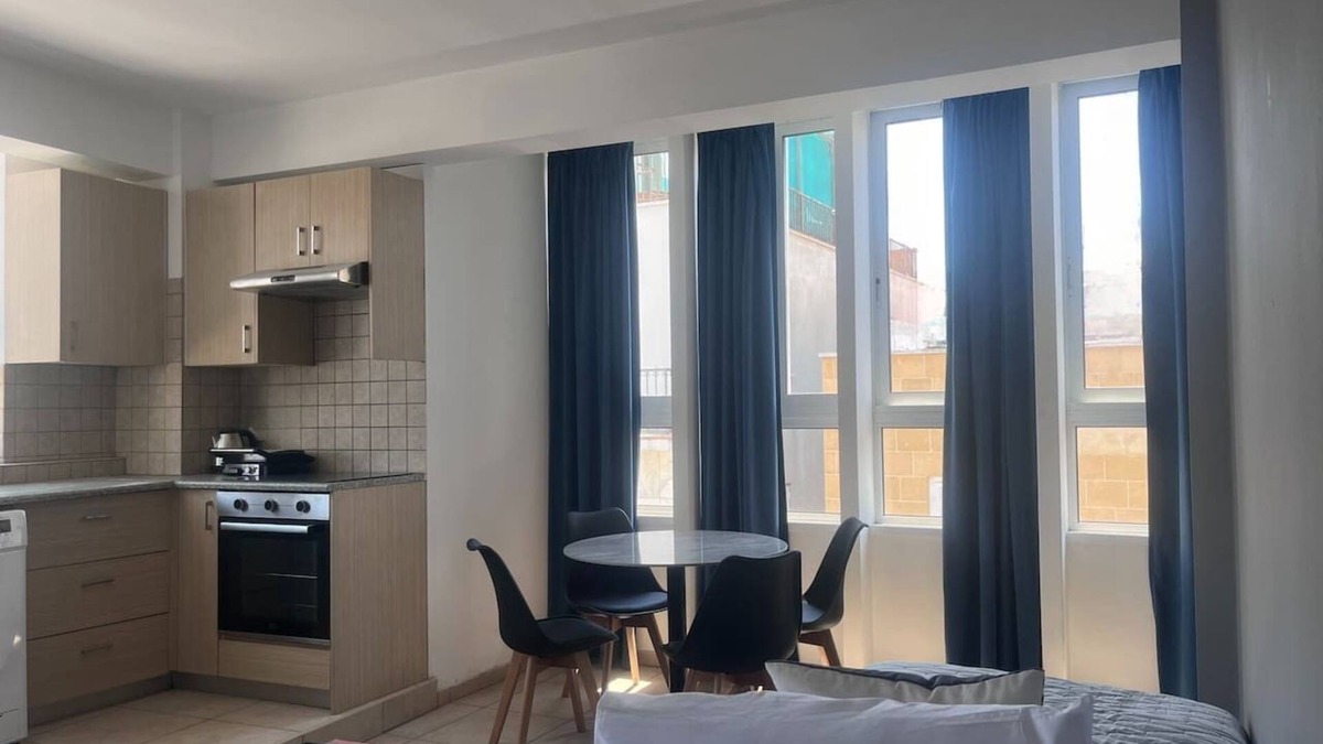 Trypiotis Apartment | Phaedrus Living: Hoopoe Residencies 207