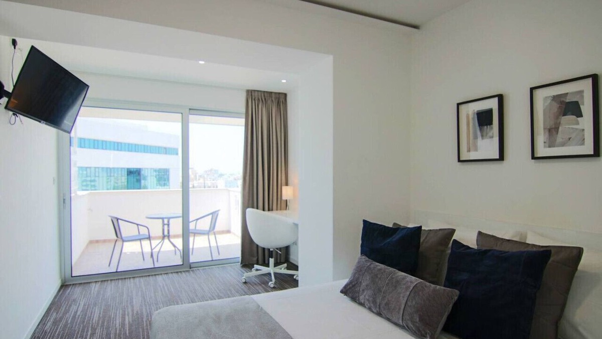 Acropolis Apartment | Phaedrus Living: Luxury Suite Nicosia 506