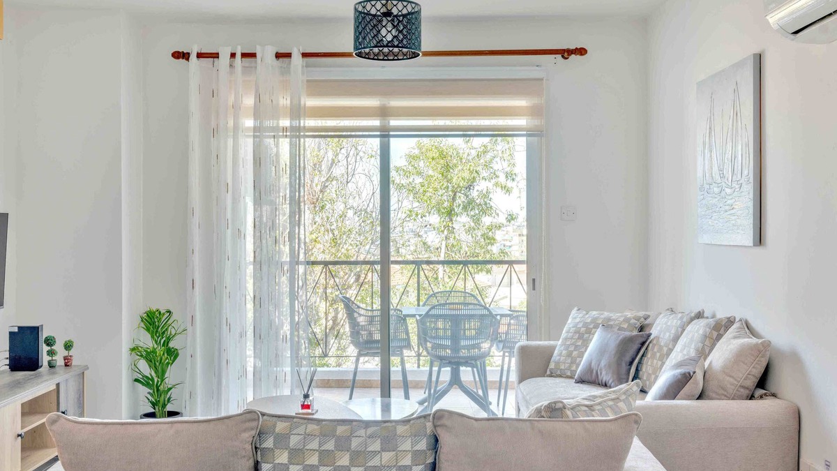 Strovolos Apartment | Phaedrus Living Modern City Flat Elpida