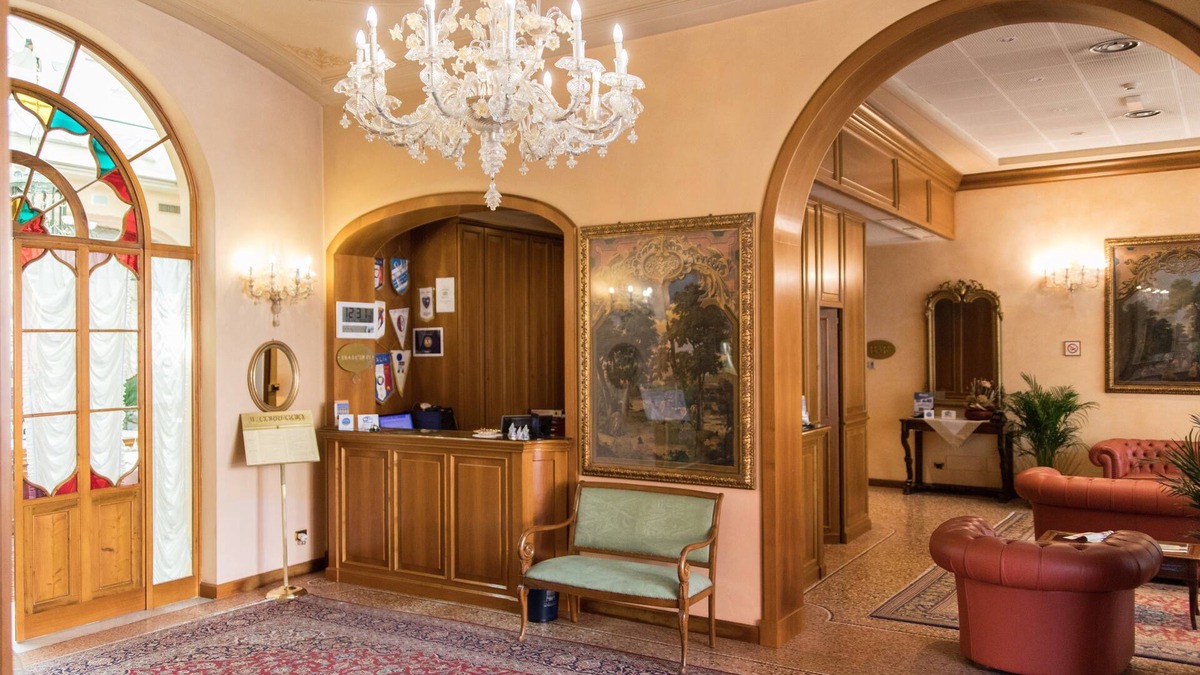 Correggio Hotel | Phi Hotel dei Medaglioni