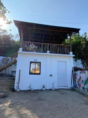 Metro Luzon Urban Beltway House | Philipp's Beachfront Cabin - Calatagan