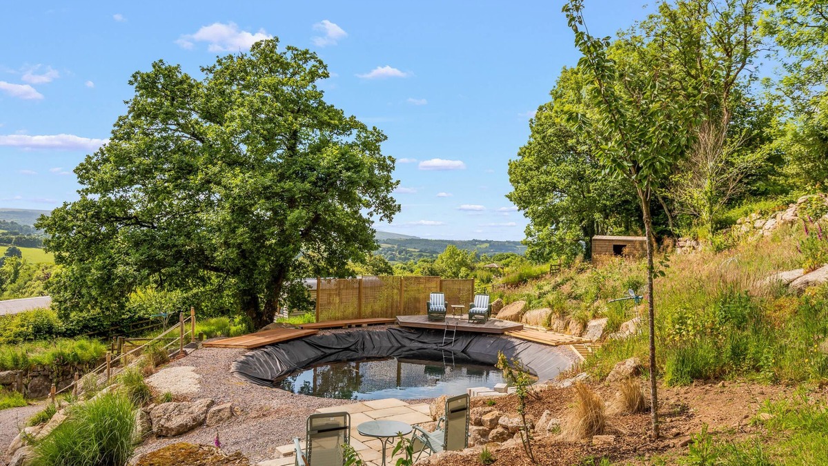 Moretonhampstead Cottage | Phillips Barn sleeps 2 guests in 1 bedroom