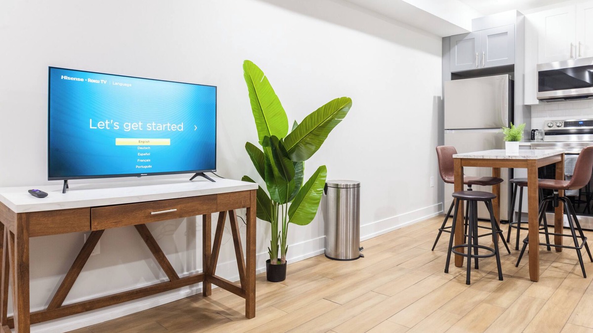 West Philadelphia Apartment | Philly - Haverford 2BDR Unit