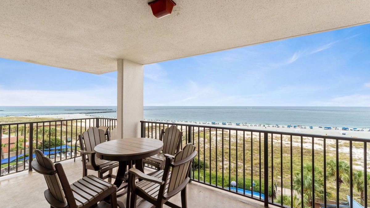 Orange Beach Condo | Phoenix East 511: Luxury Beachfront Condo | Gulf Views | Indoor + Outdoor Pools