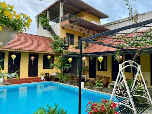 Phong Nha Hostel | Phong Nha Ecolodge Homestay Tour and Restaurant