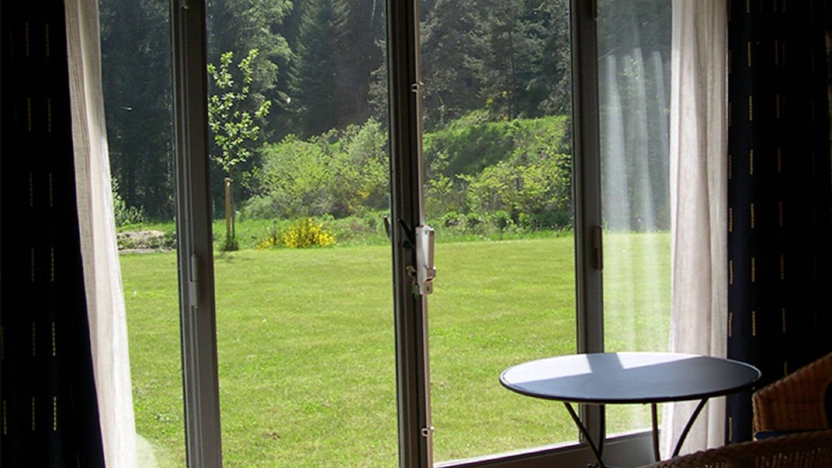 Monlet Bed & Breakfast | Phrygane room bathroom
